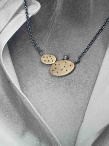 Kette mit Gold und Brillant